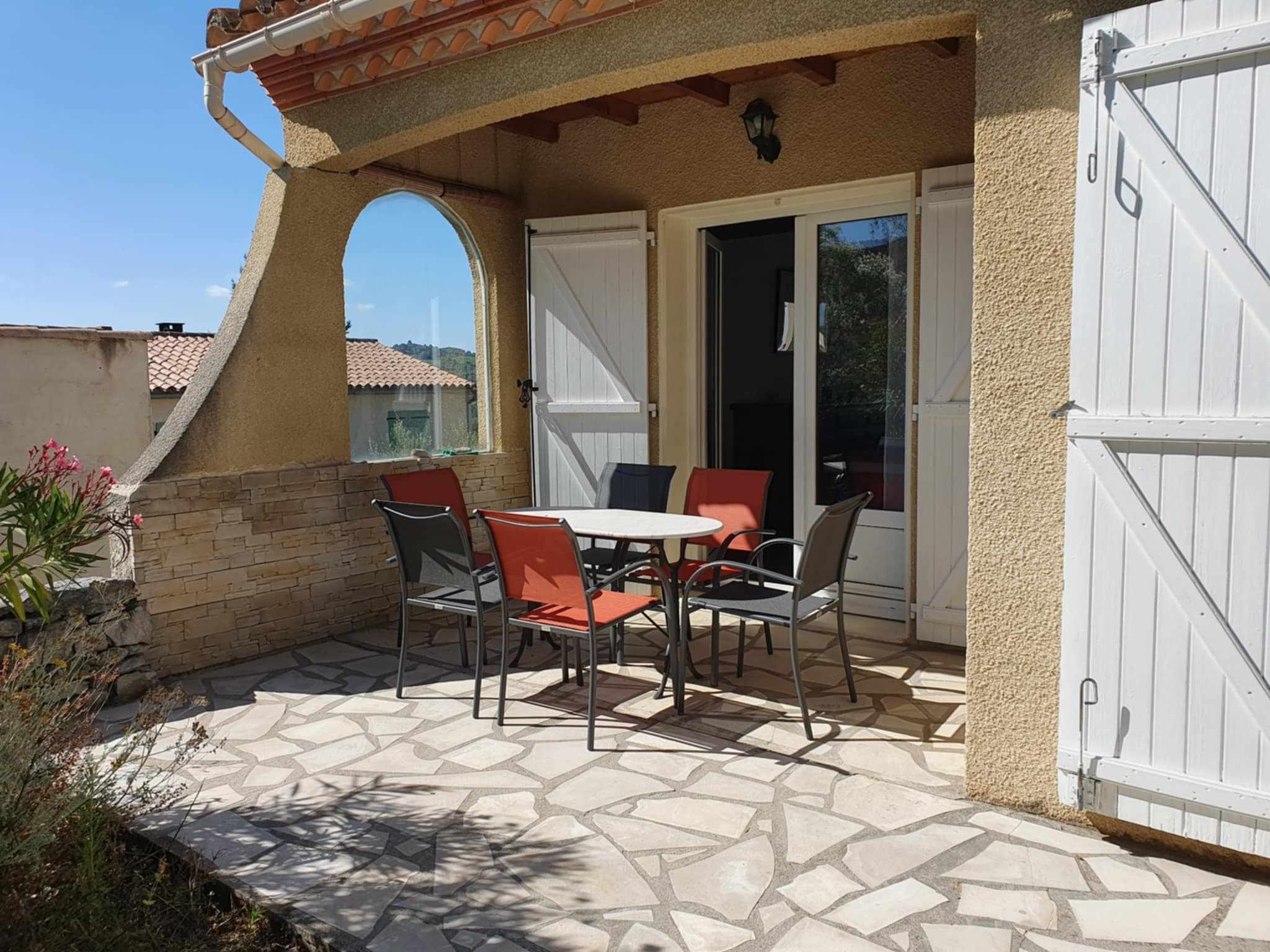 Terrasse avant 1.jpg